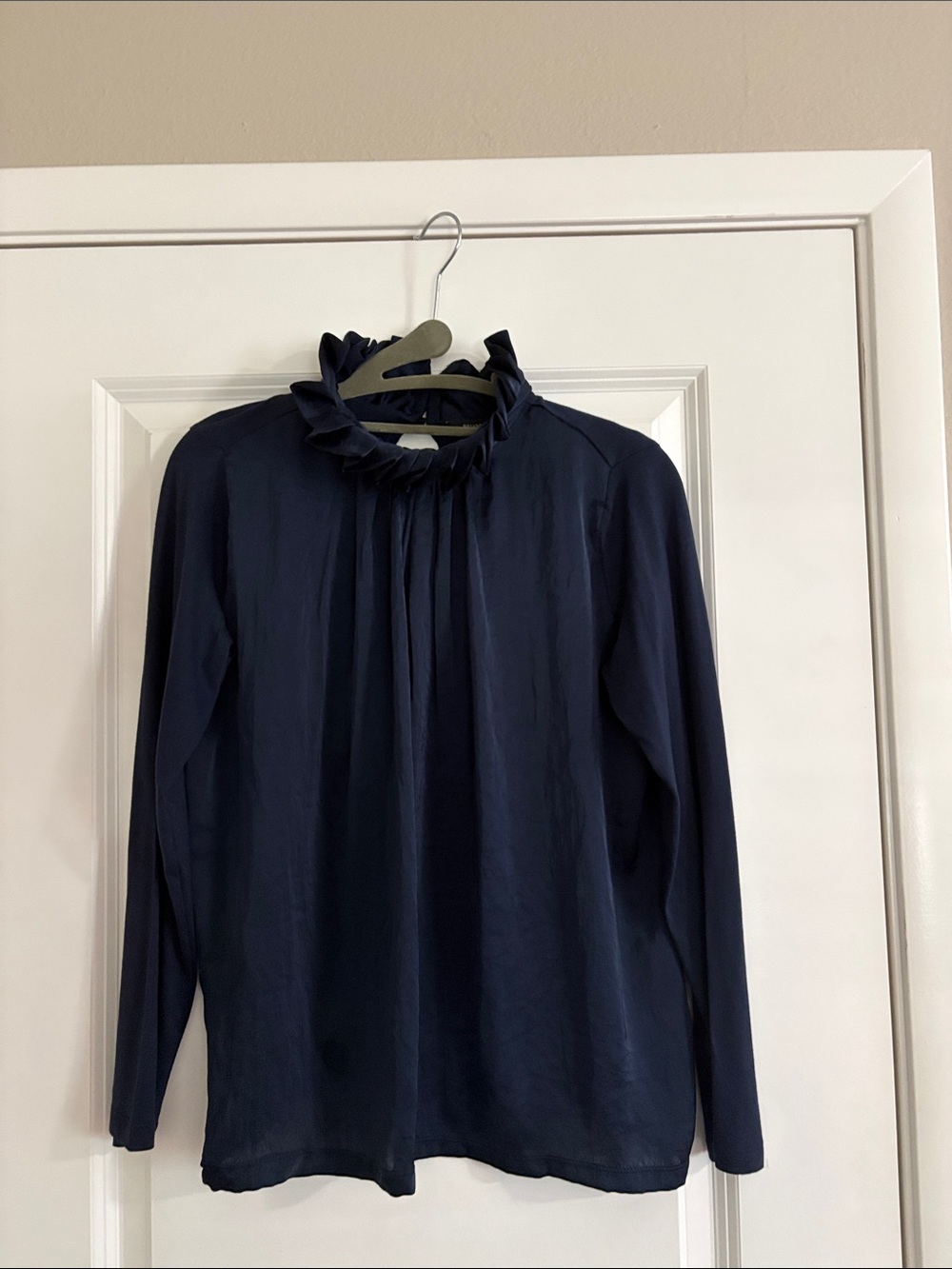 Banana Republic Factory Navy Ruffle-Neck Long-Sleeve Blouse